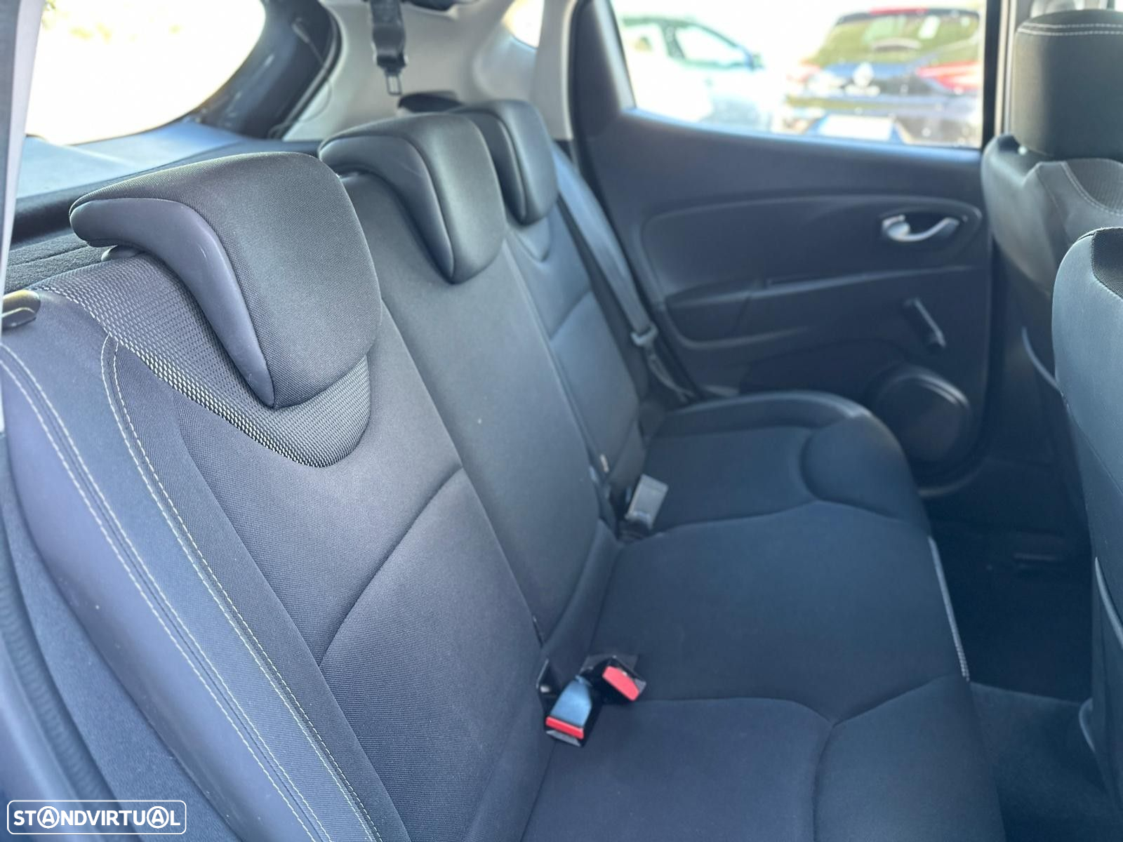 Renault Clio 1.5 dCi Zen - 6