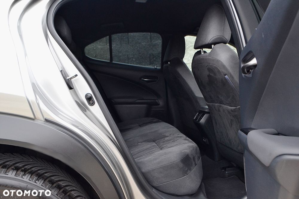 Lexus UX 200 GPF F Sport Design 2WD - 16