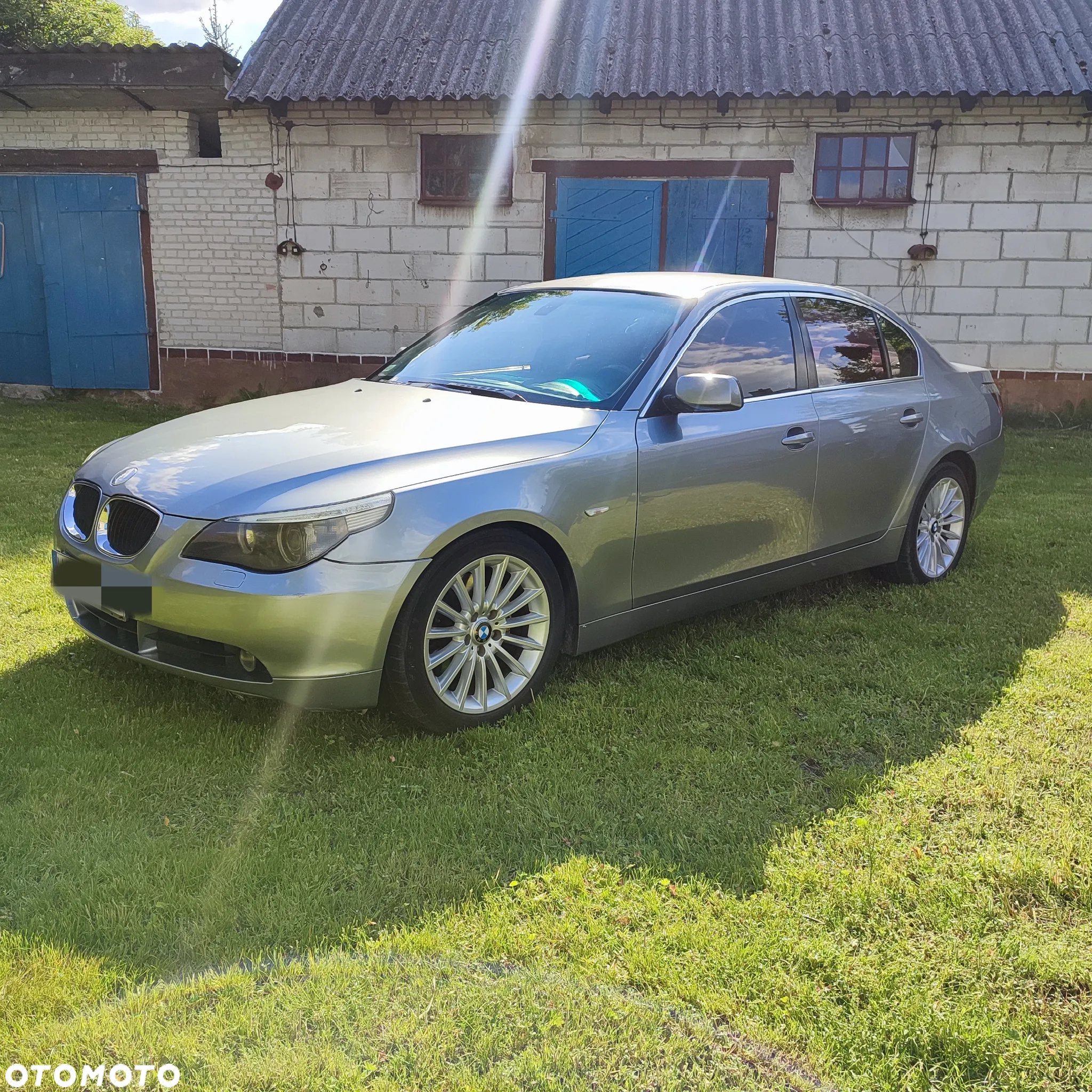 BMW Seria 5 525d Touring - 8