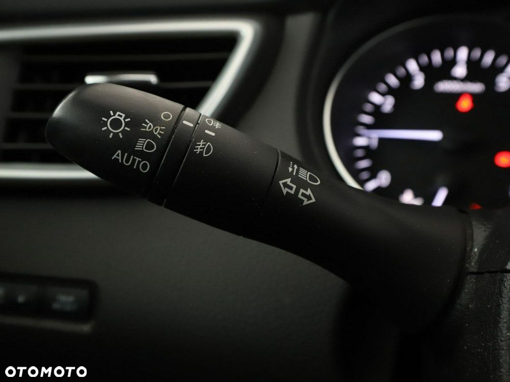 Nissan Qashqai 1.3 DIG-T Acenta - 33