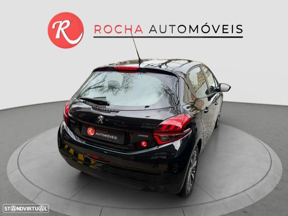 Peugeot 208 1.2 PureTech Allure - 8