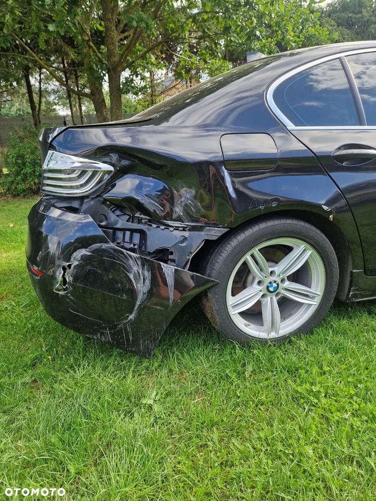 BMW Seria 5 518d - 4