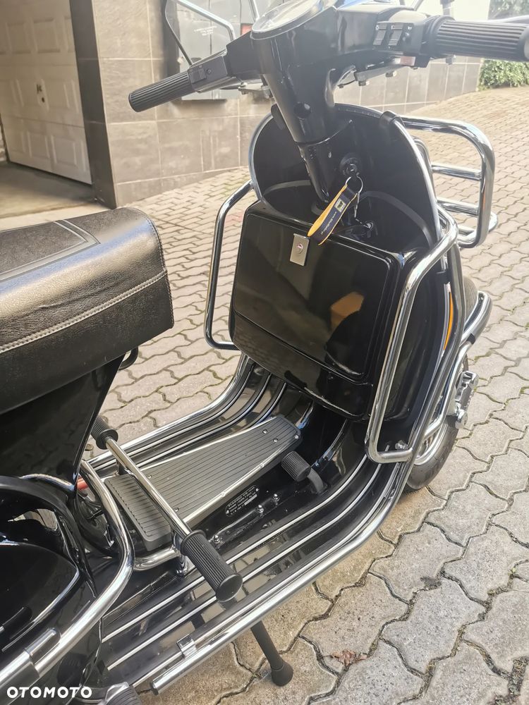 Vespa PX - 14