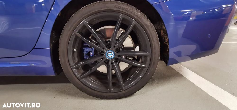 BMW Seria 3 330e Touring xDrive Aut. Sport Line - 33