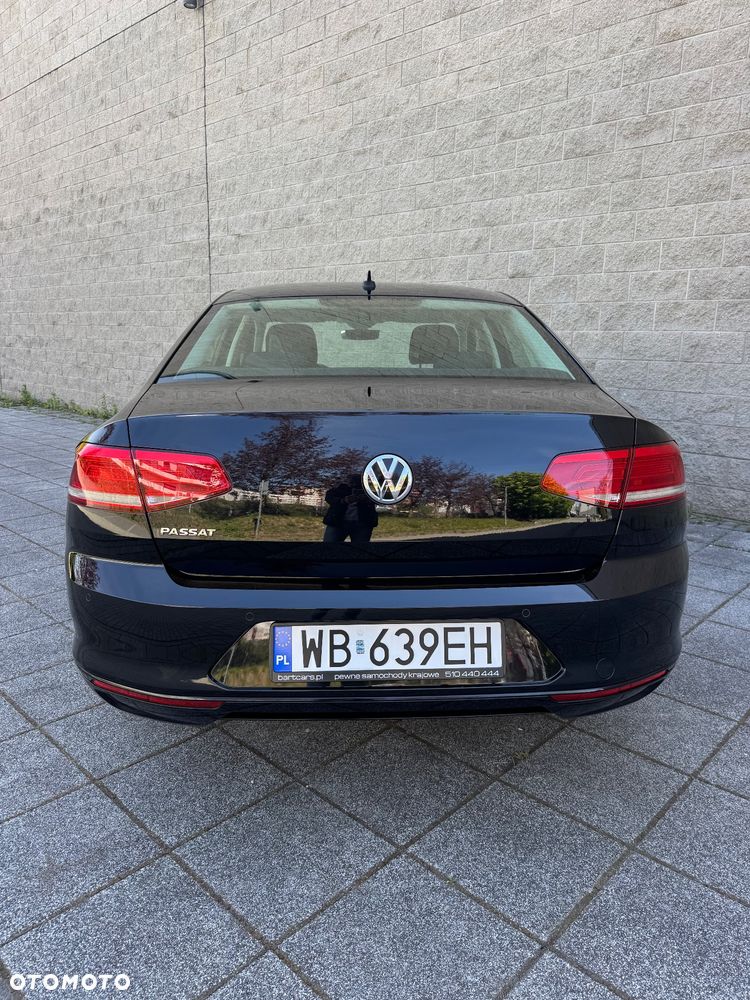 Volkswagen Passat 2.0 TDI SCR Comfortline DSG - 8