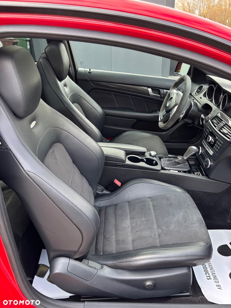 Mercedes-Benz Klasa C 63 AMG AMG SPEEDSHIFT MCT Edition 507 - 12