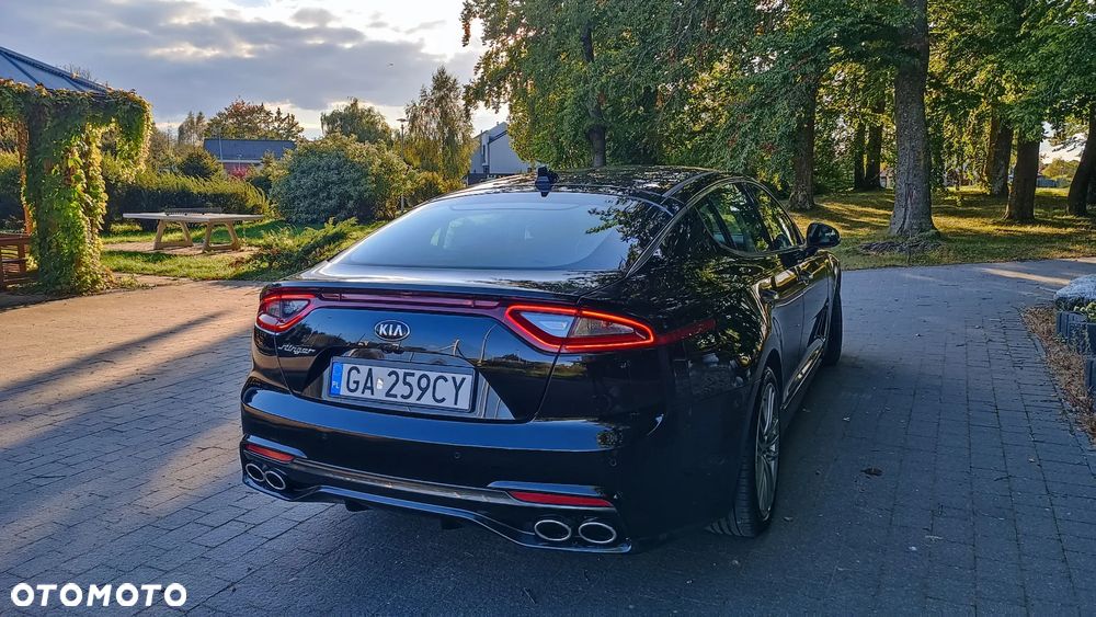 Kia Stinger 2.0 T-GDI GT Line - 4