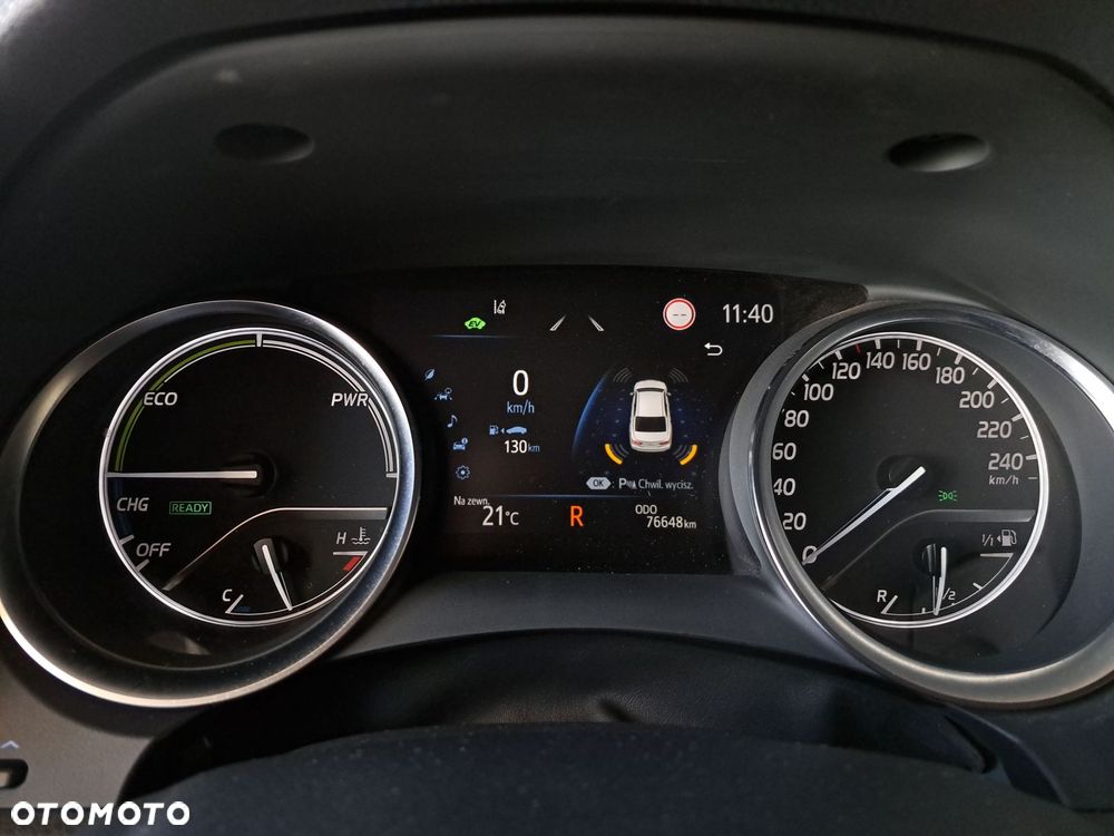 Toyota Camry 2.5 Hybrid Prestige CVT - 35