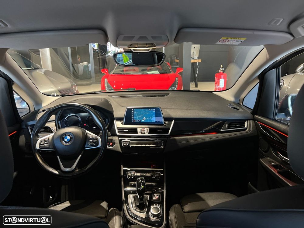 BMW 216 Gran Tourer d 7L Line Sport Auto - 32