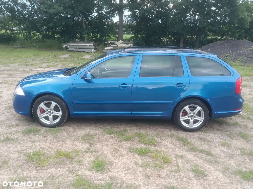 Skoda Octavia 2.0 TFSI RS - 2