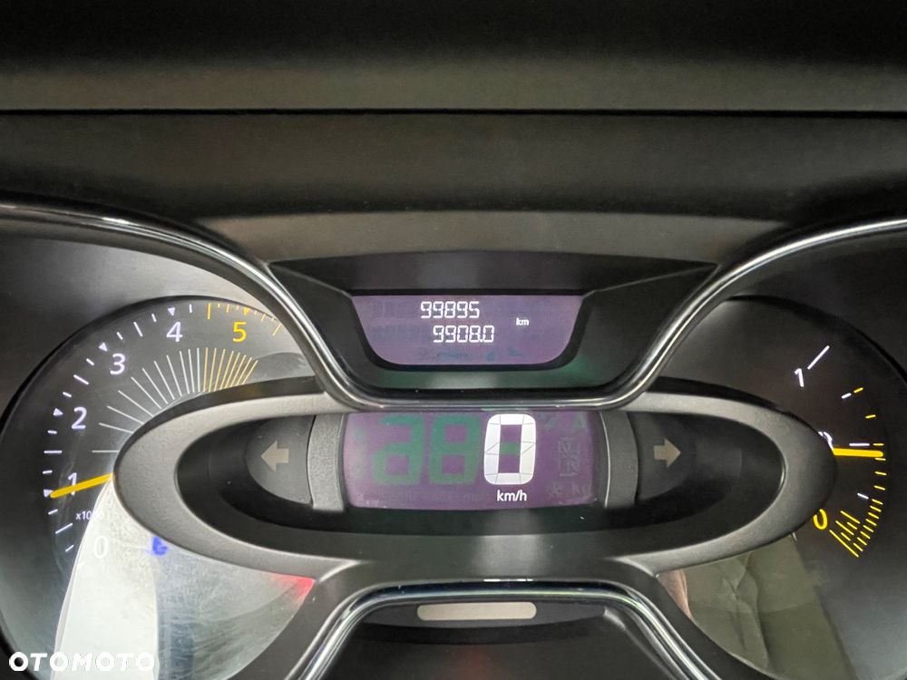 Renault Captur - 15