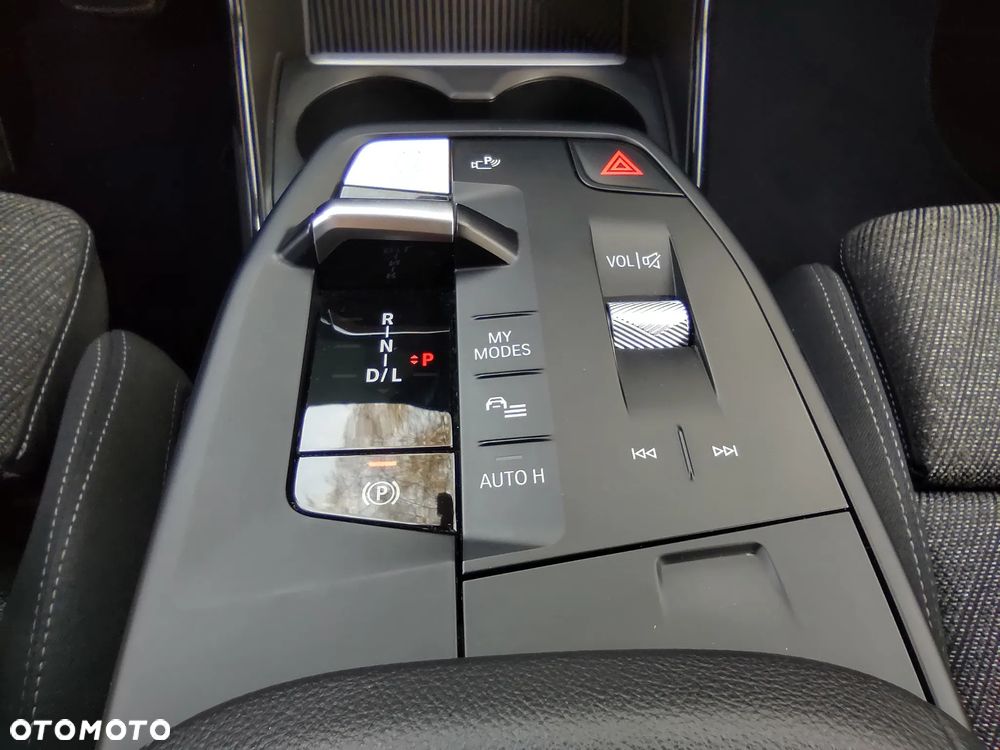 BMW Seria 2 - 33