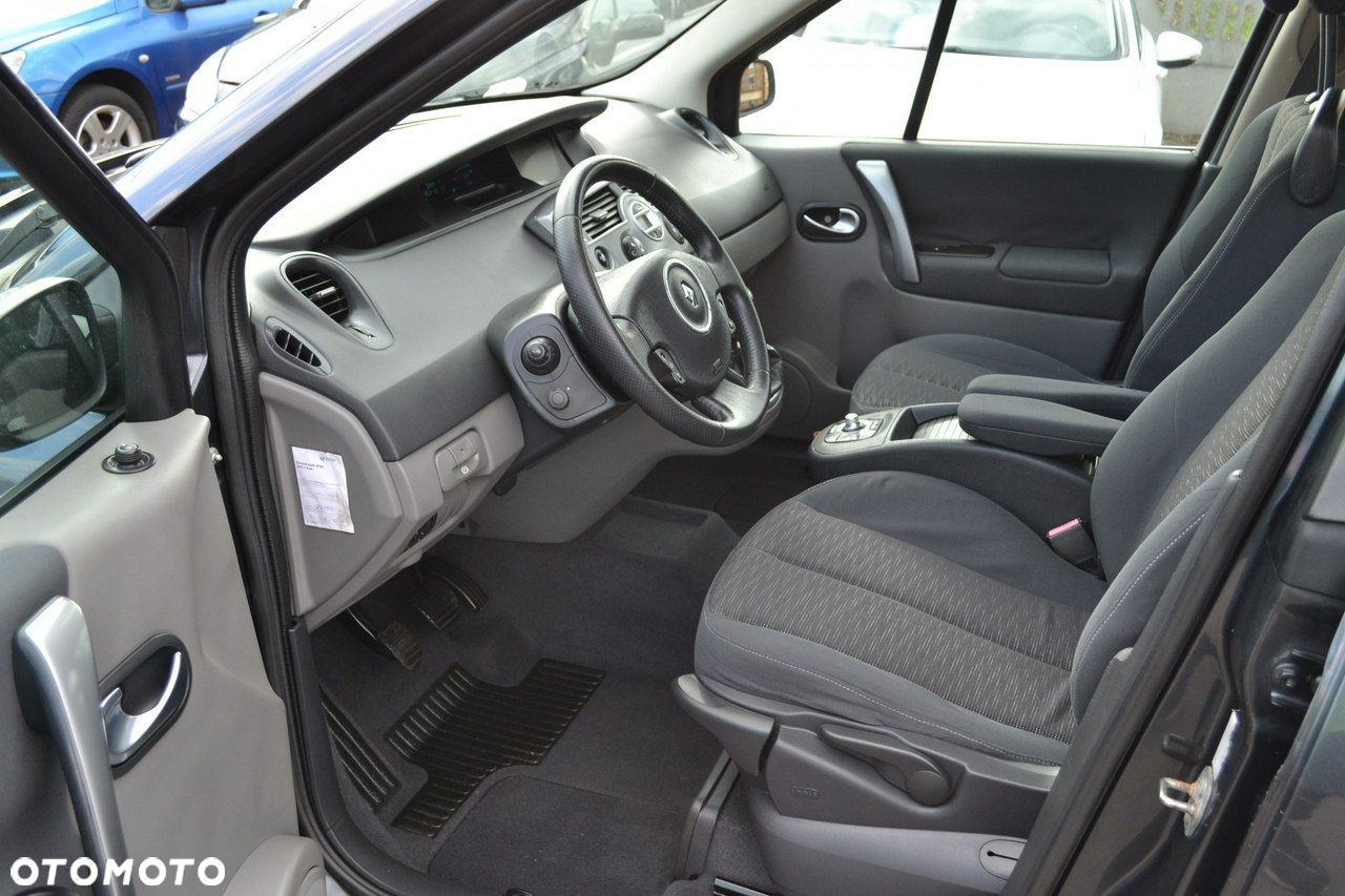 Renault Scenic - 7
