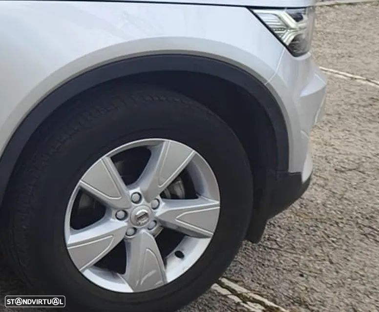 Volvo XC 40 1.5 T3 Tech Edition - 19