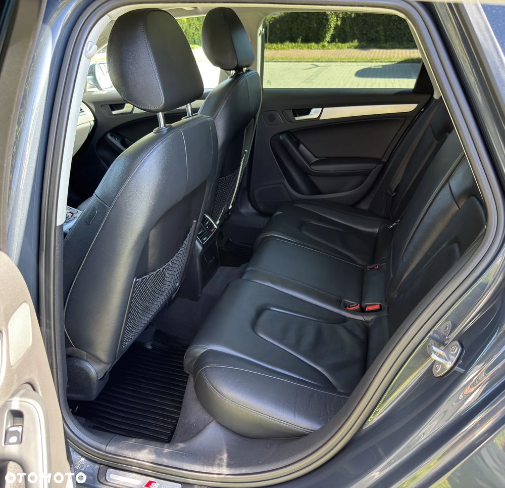Audi A4 Avant 2.0 TFSI quattro S tronic S line Sportpaket - 27