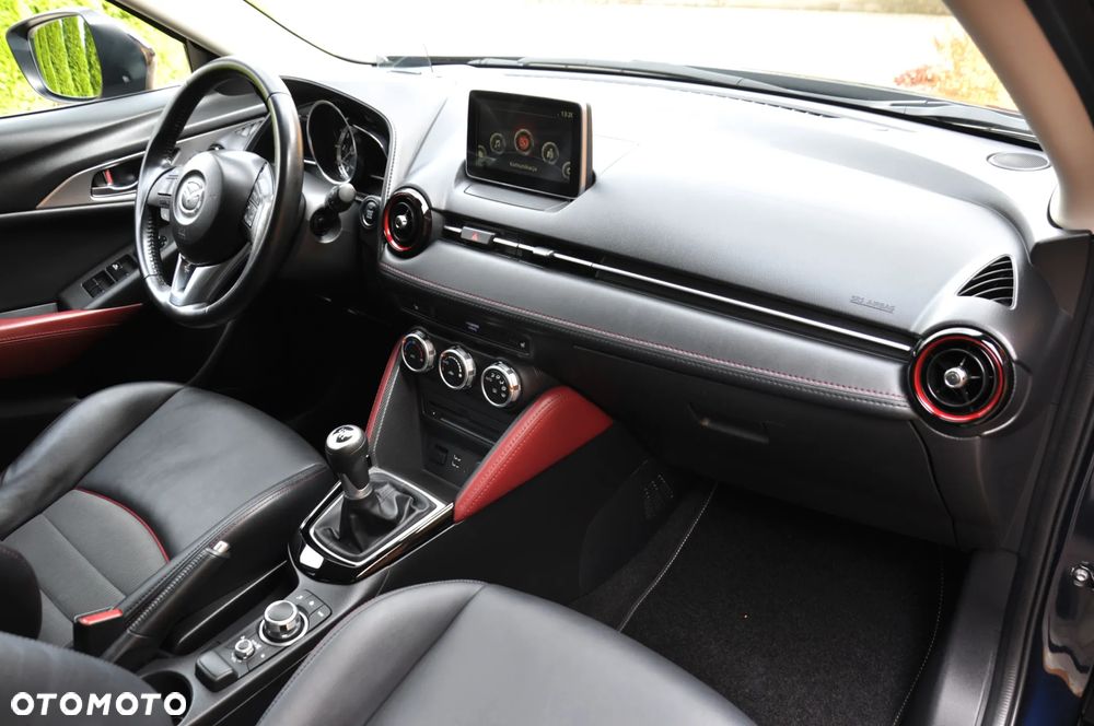 Mazda CX-3 SKYACTIV-G 150 i-ELOOP AWD Sports-Line - 32