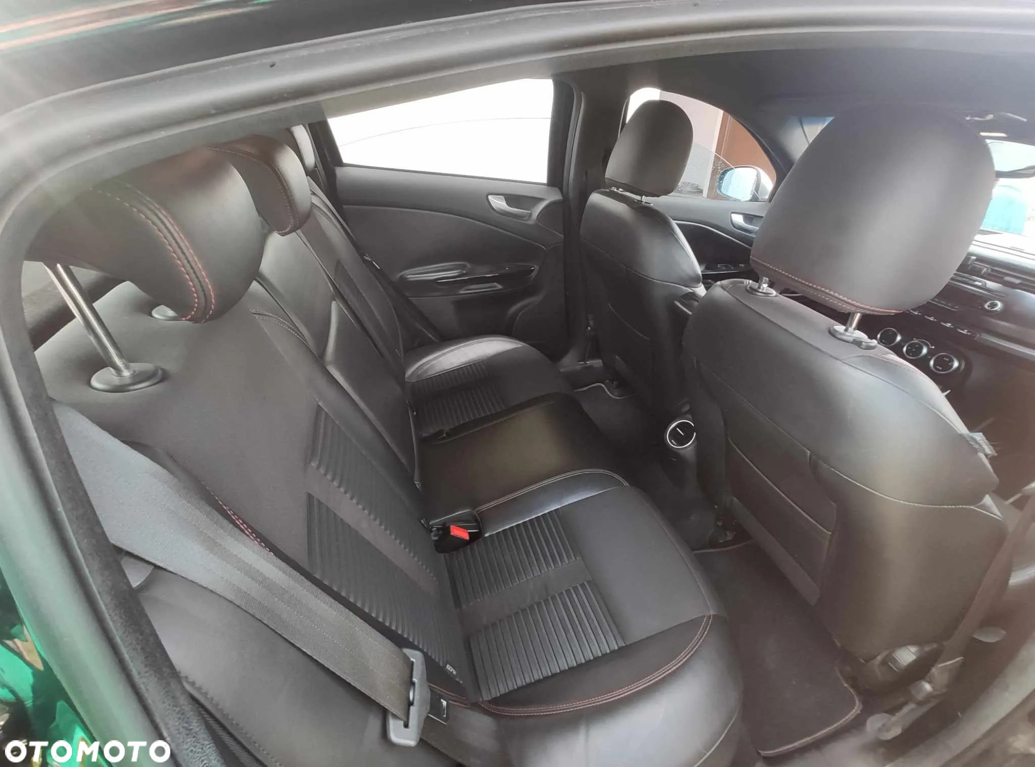 Alfa Romeo Giulietta 2.0 JTDM Distinctive - 11