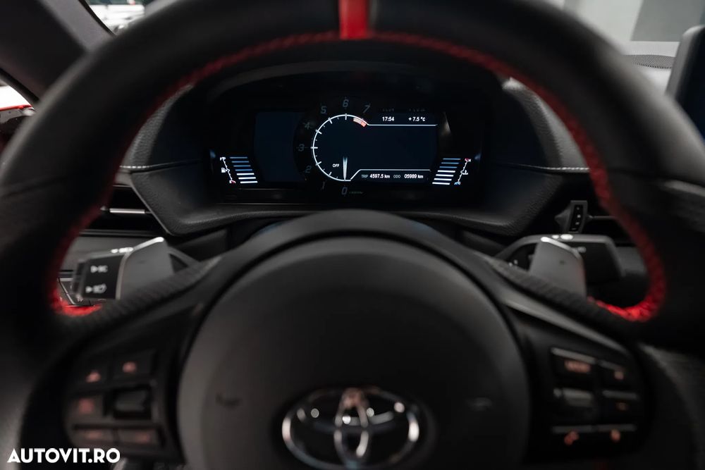 Toyota Supra 3.0 8AT Performance - 3