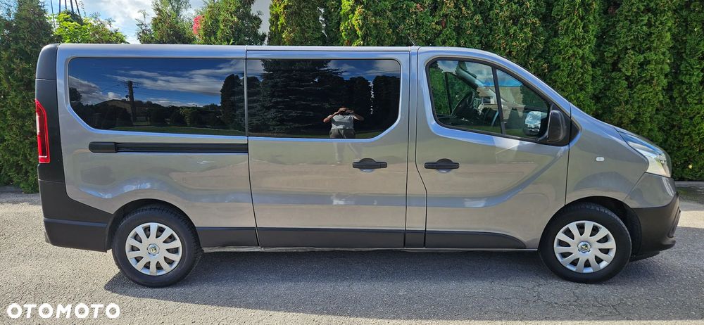 Renault Trafic 2016 photo 5