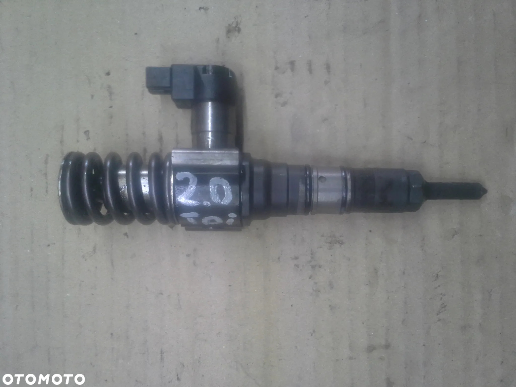 Volkswagen Passat B6 2.0 16V TDI BKP pompowtryskiwacze Continental-Siemens komplet - 8