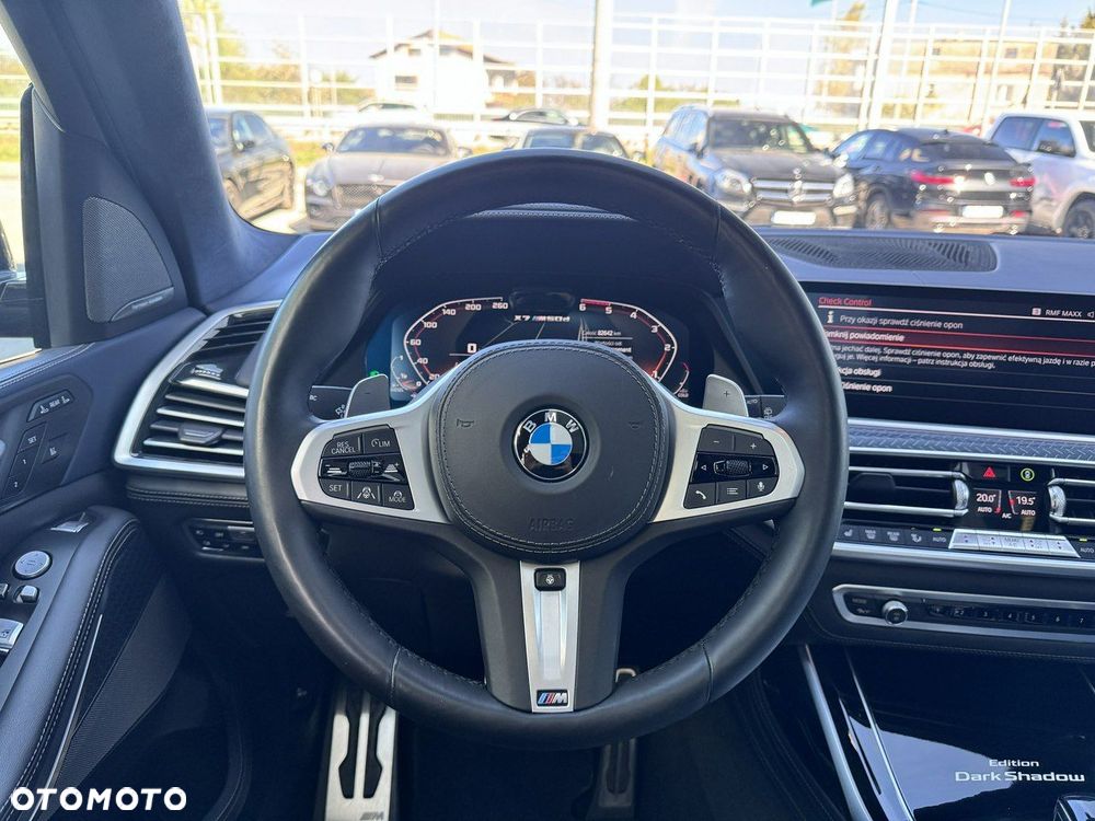 BMW X7 M50d sport - 24