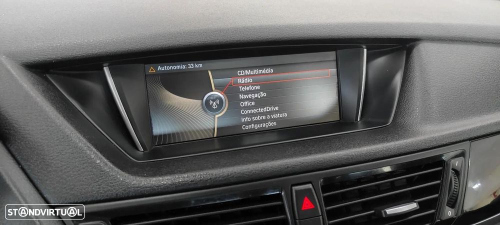 BMW X1 18 d sDrive Line Sport - 39