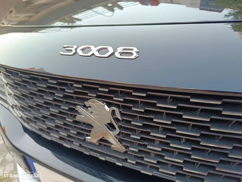 Peugeot 3008 1.2 PureTech Allure EAT8 - 19