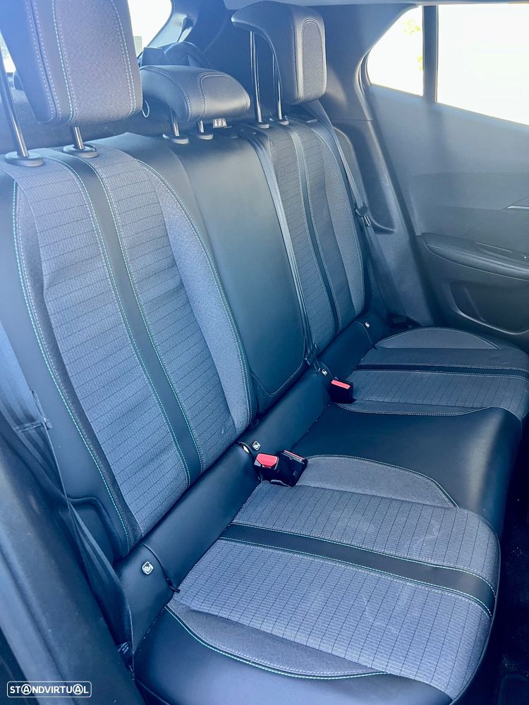 Peugeot 2008 1.2 PureTech Allure Pack - 12