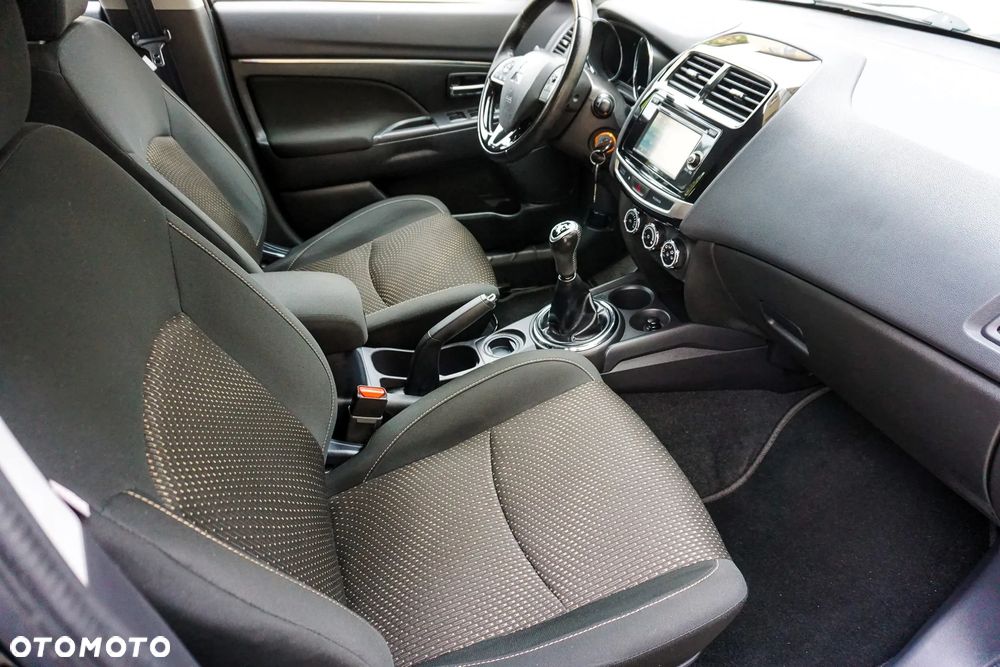 Mitsubishi ASX 1.6 2WD SUV-Star+ - 34
