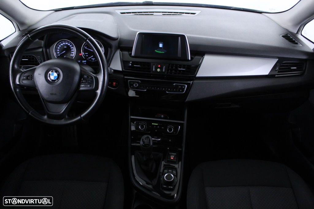 BMW 216 Active Tourer d Advantage - 18