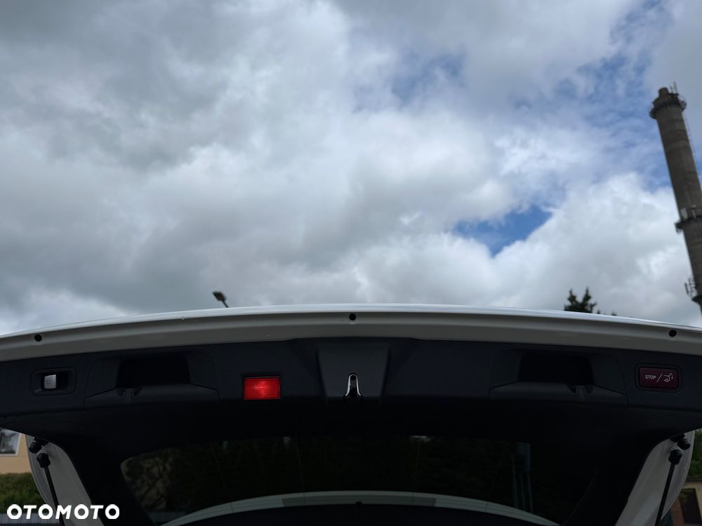 Mercedes-Benz GLC 300 de 4Matic 9G-TRONIC AMG Line - 19