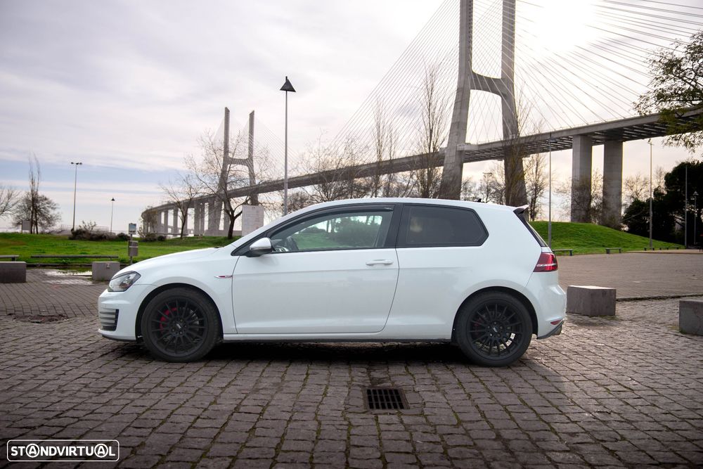 VW Golf GTI BlueMotion - 5