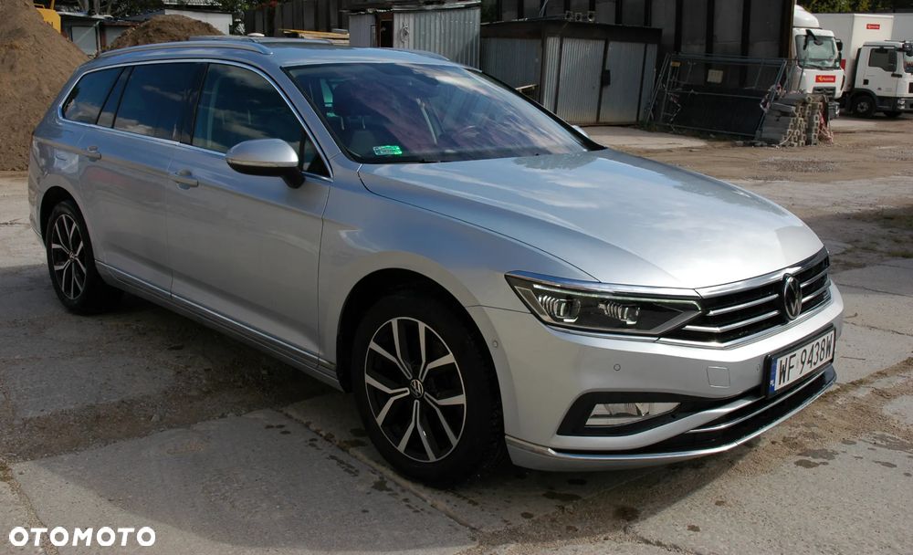 Volkswagen Passat - 33