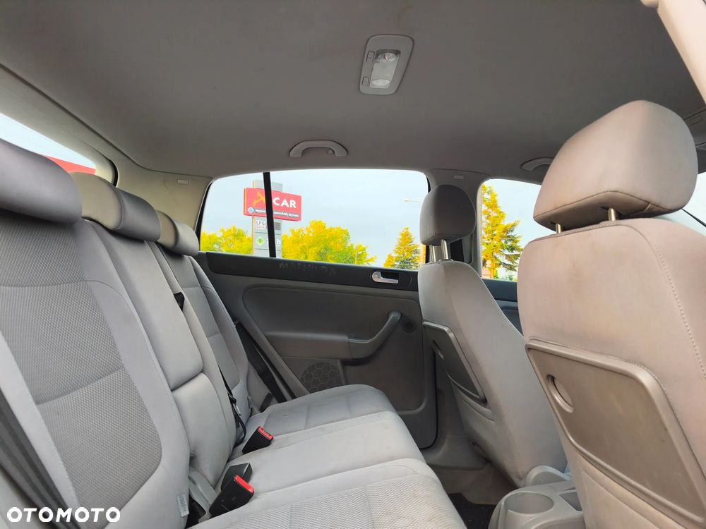 Volkswagen Golf 1.6 Sportline - 31