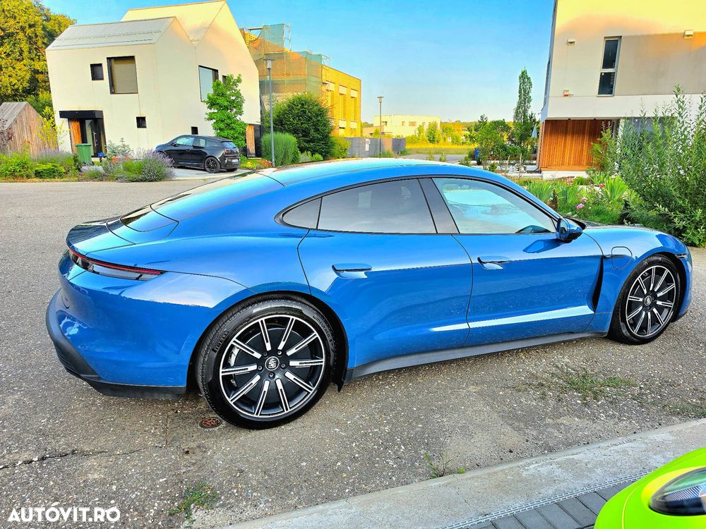 Porsche Taycan 2021 photo 4