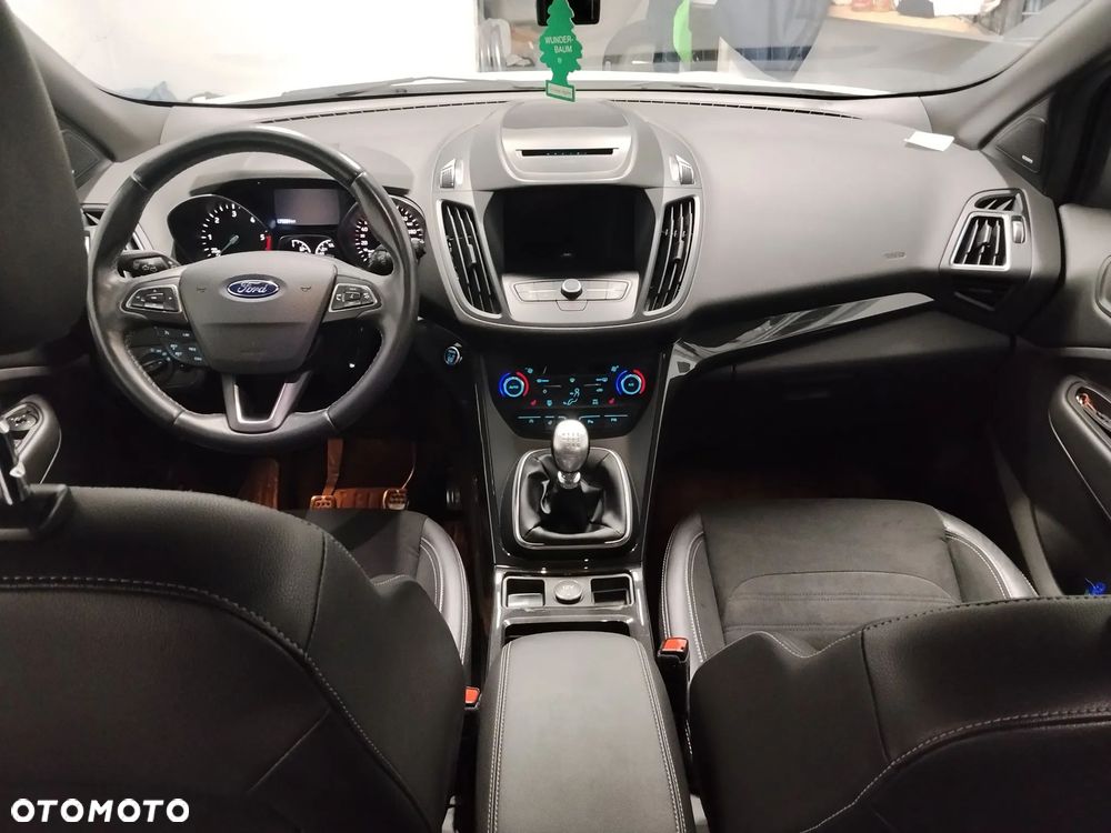 Ford Kuga 2.0 TDCi AWD ST-Line - 7