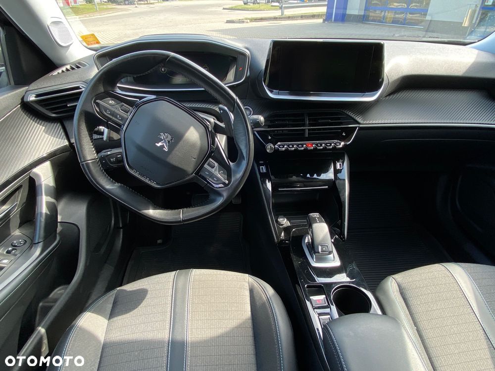 Peugeot 2008 1.5 BlueHDi Allure S&S - 37