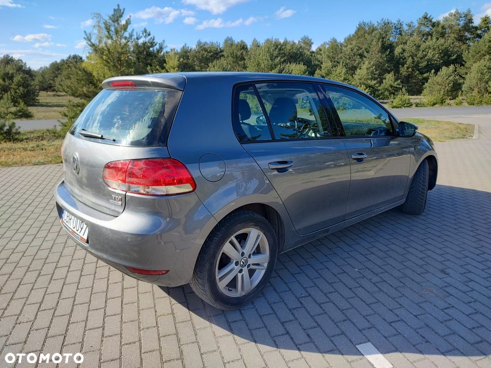 Volkswagen Golf 1.6 TDI DPF BlueMotion Technology MATCH - 15