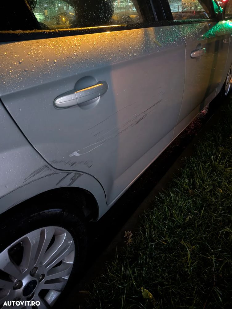 Ford Mondeo 1.8 TDCi Trend - 14