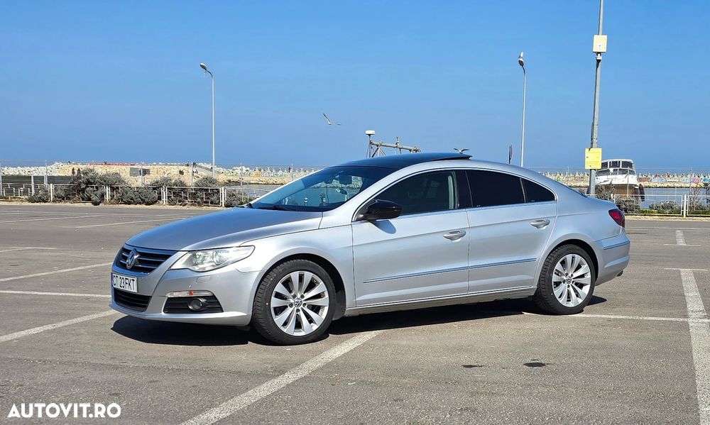 Volkswagen Passat CC - 1