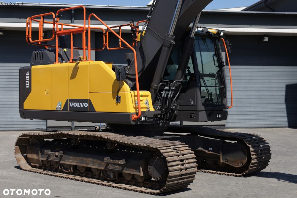 Volvo EC220EL - 13