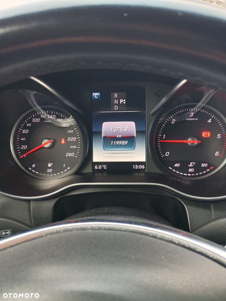 Mercedes-Benz GLC 220 d 4Matic 9G-TRONIC AMG Line - 18