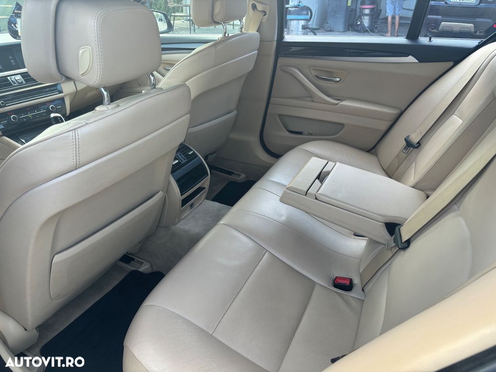BMW Seria 5 520d - 5