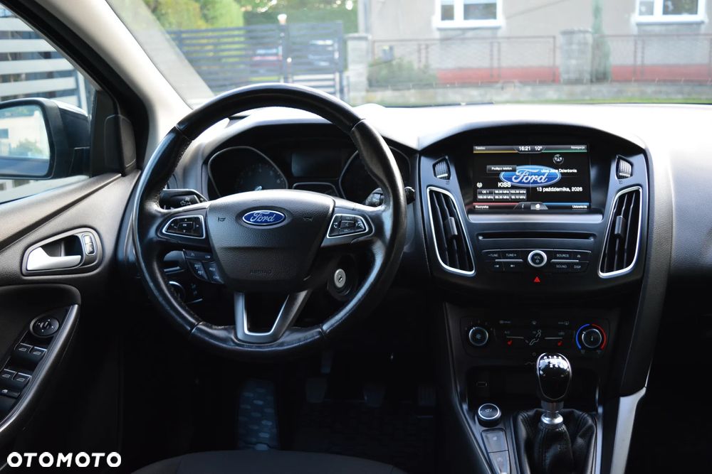 Ford Focus 1.0 EcoBoost Titanium - 19