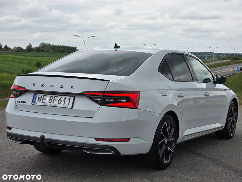 Skoda Superb 2.0 TDI SCR Sportline DSG - 13