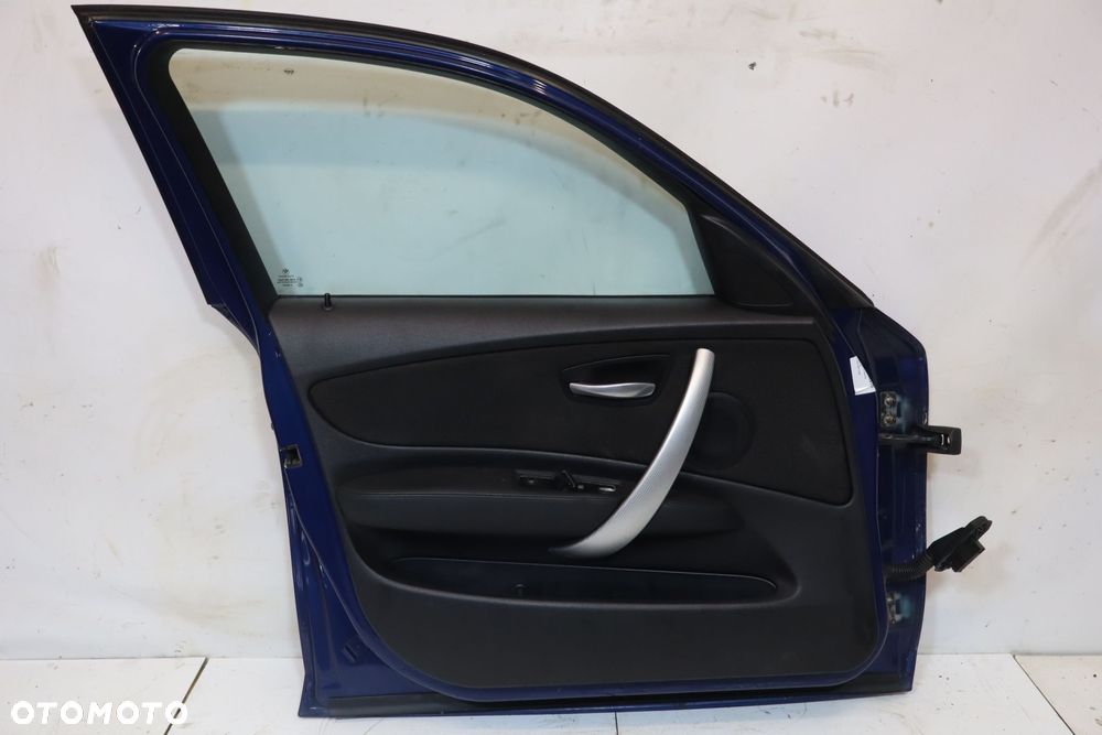 DRZWI LEWY PRZÓD BMW 1 120D E87 381/5 - 2
