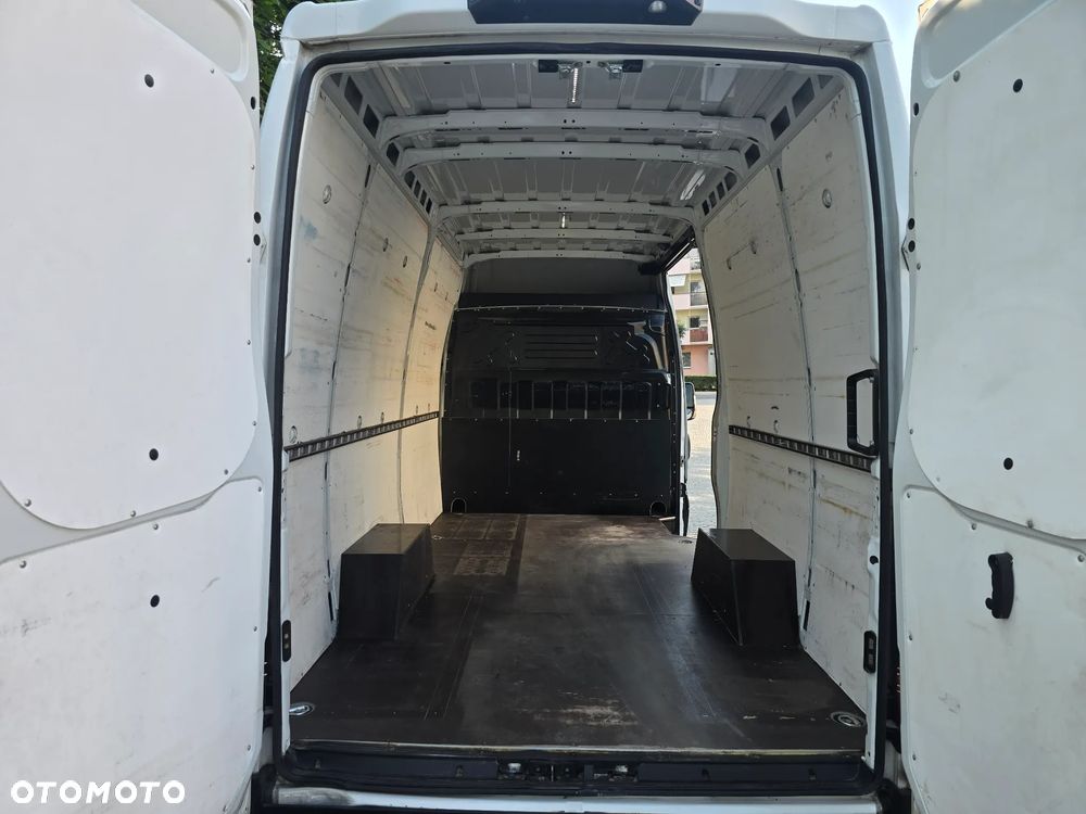 Iveco 35S16 - 9