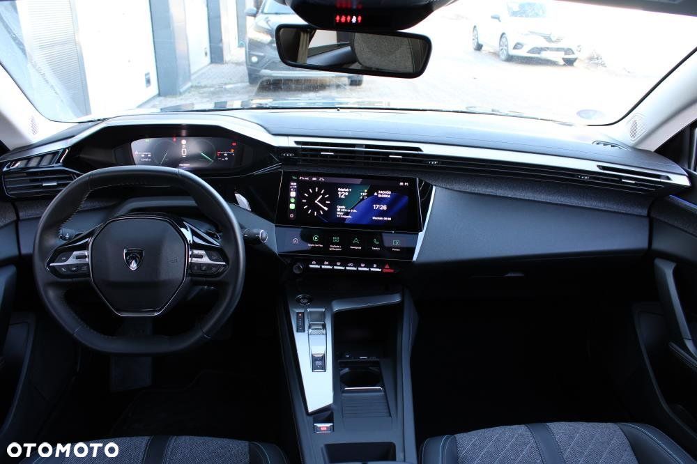 Peugeot 408 - 27