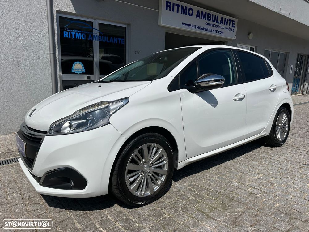 Peugeot 208 1.6 BlueHDi Style - 1