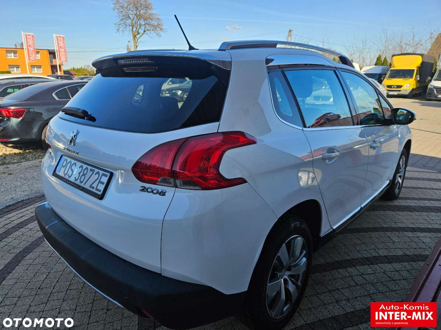 Peugeot 2008 - 12